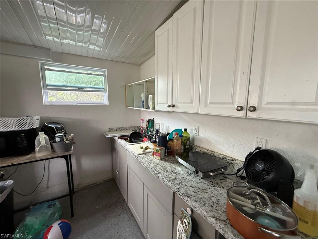 35 Andora ST photo 14