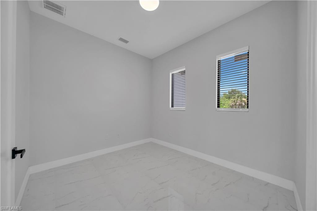 4129 Flamingo BLVD photo 6