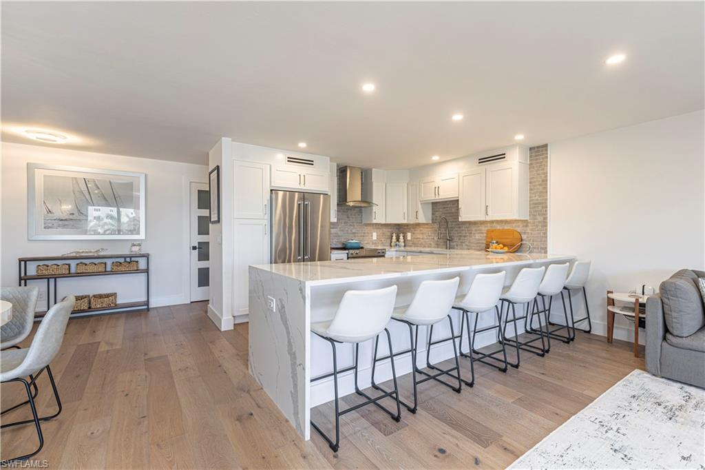 2880 Gulf Shore BLVD N 509 photo 7