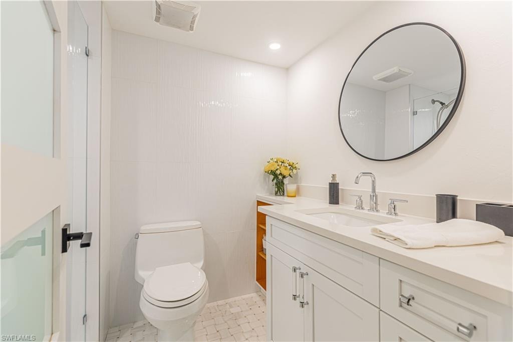 2880 Gulf Shore BLVD N 509 photo 20