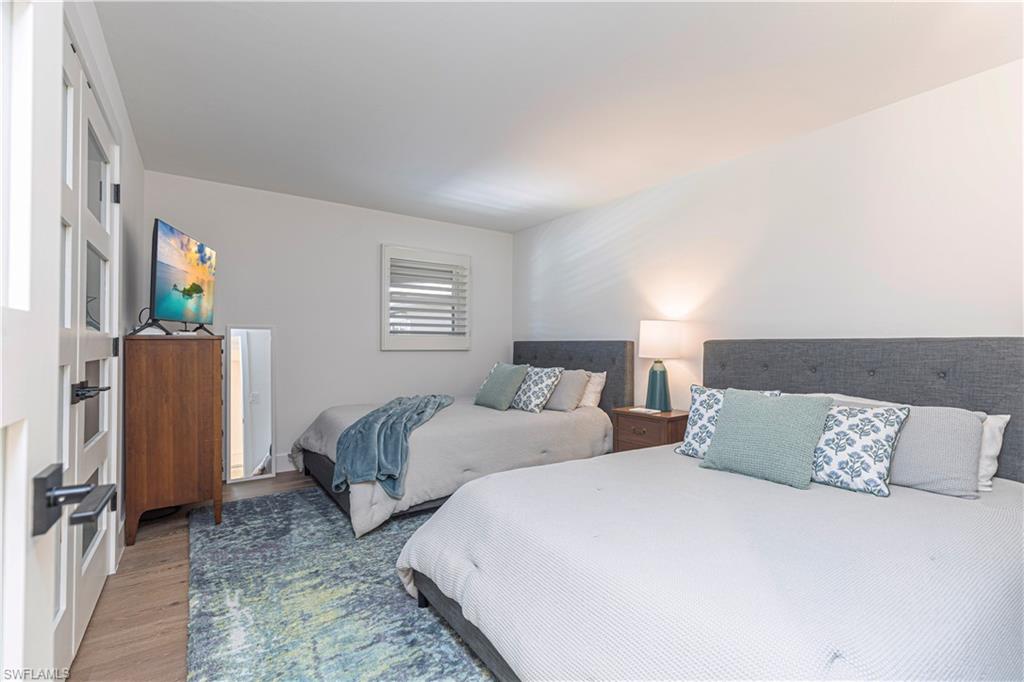 2880 Gulf Shore BLVD N 509 photo 18