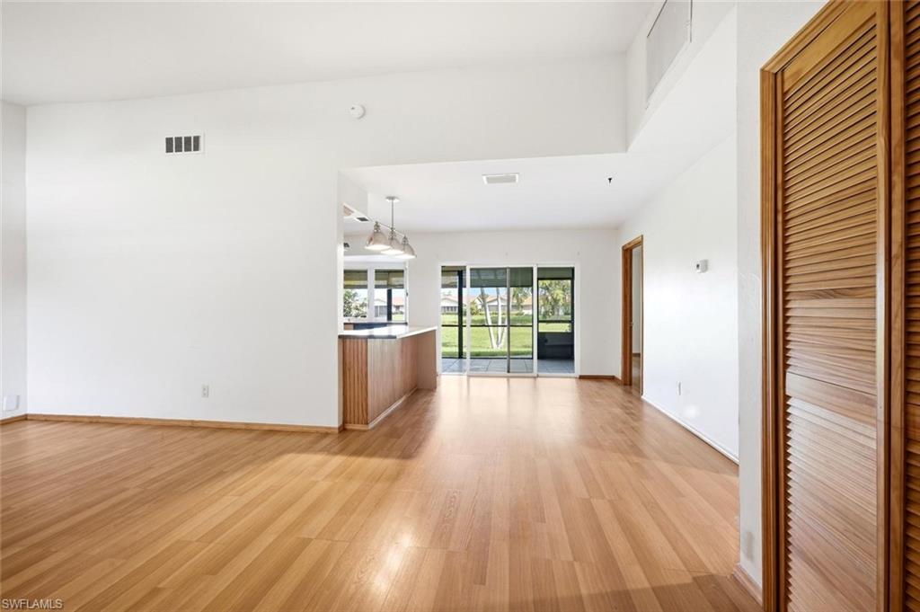 223 Charity CT L5 photo 7