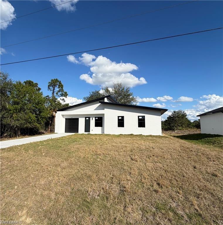 339 Western AVE S