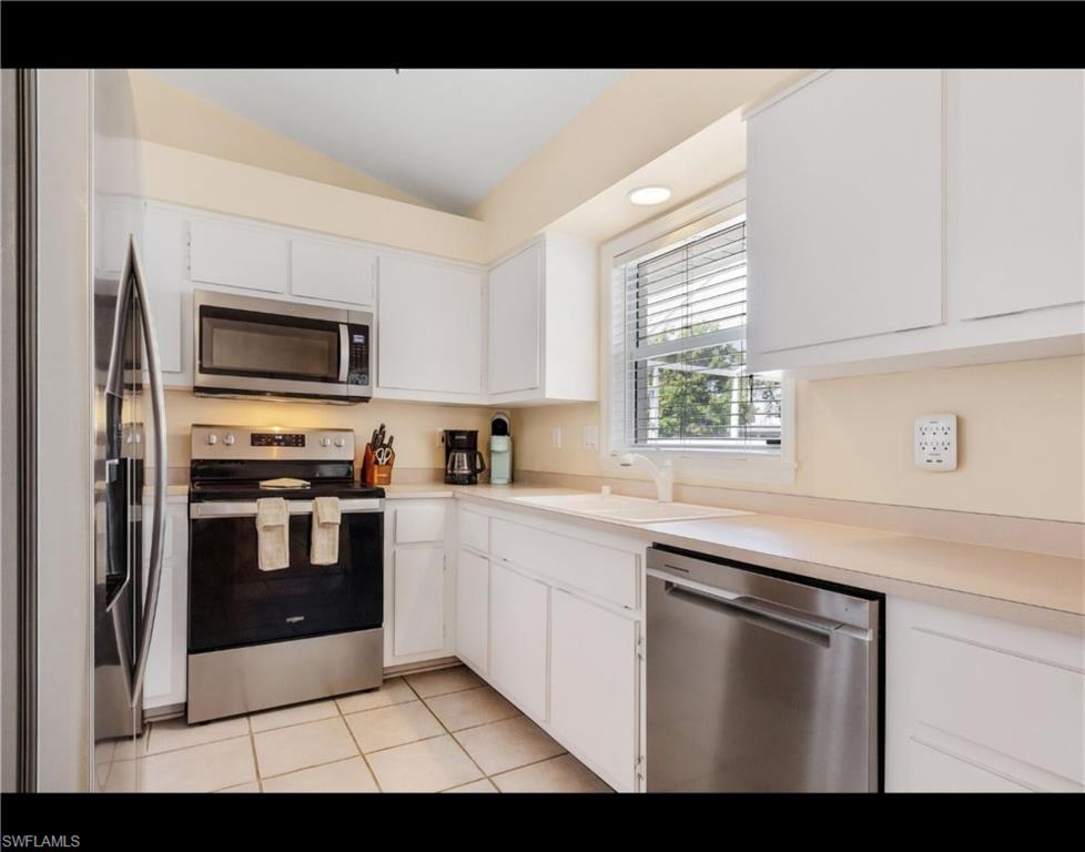 505 SE 9th PL