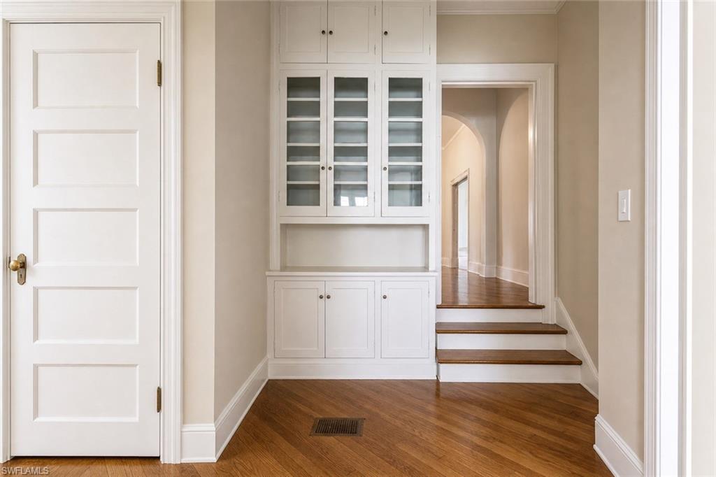 Bulters Pantry -VIRTUALLY REPAIRED & STAGED