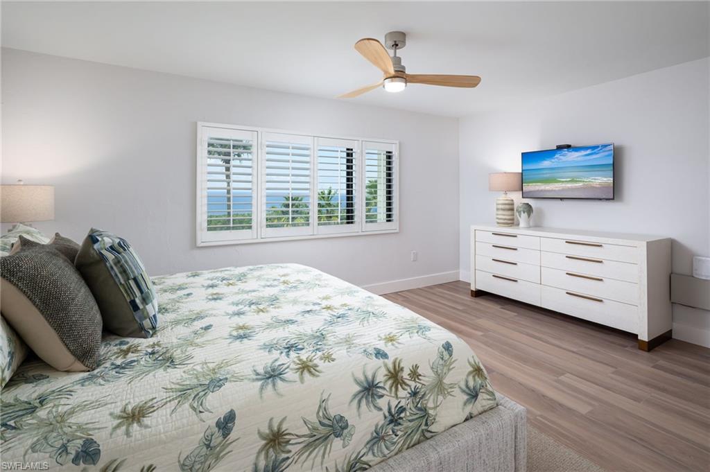 10475 Gulf Shore DR 115 photo 16