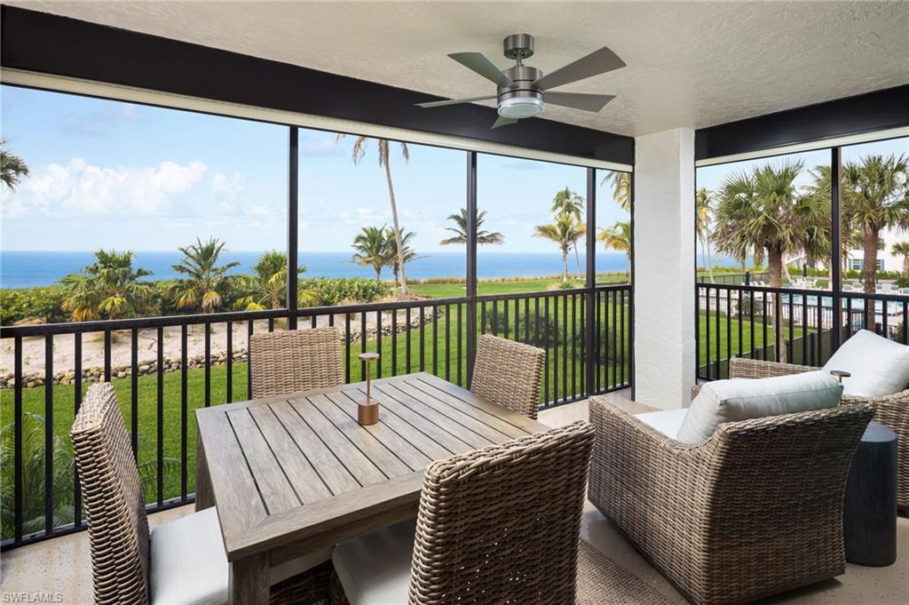 Lanai w Beach View
