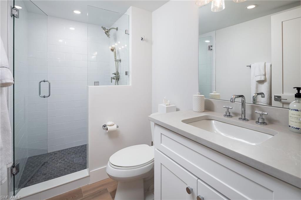 10475 Gulf Shore DR 115 photo 21