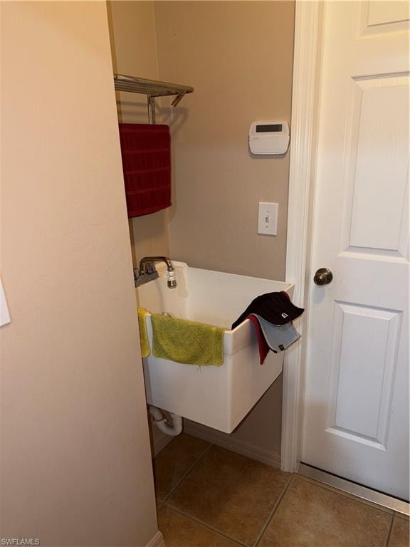 355 Paisley AVE photo 22