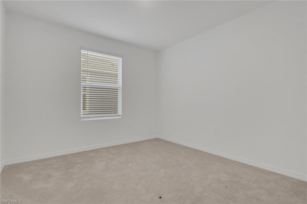 19550 Fairhill CT photo 23