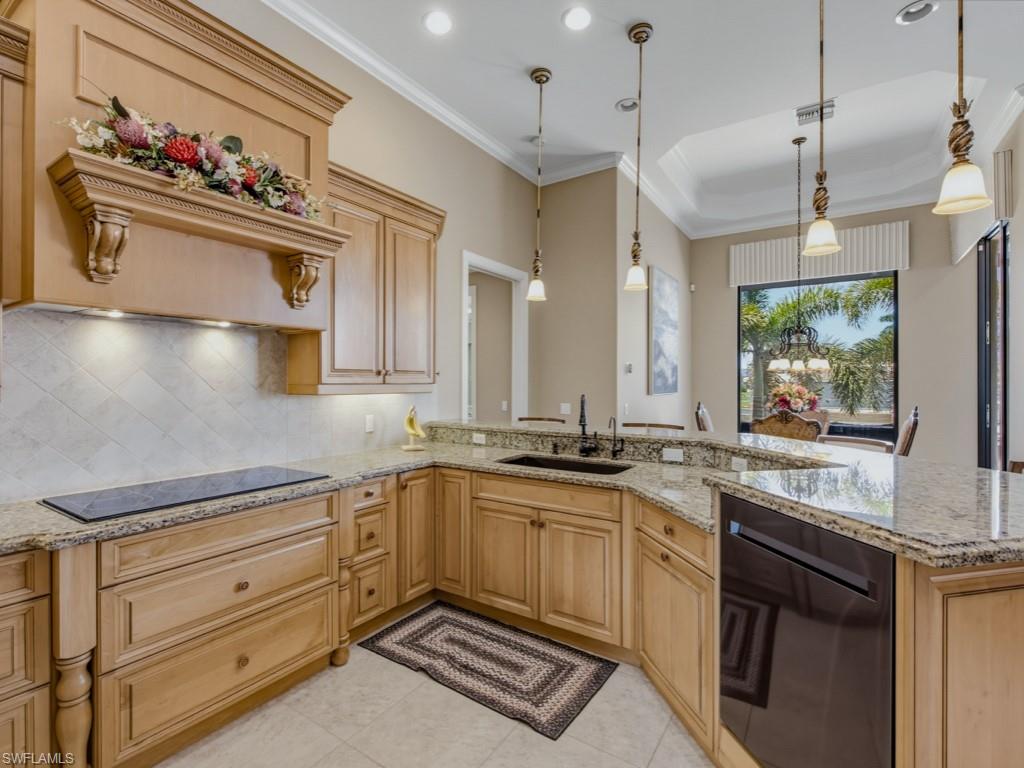 350 Meadowlark CT photo 12