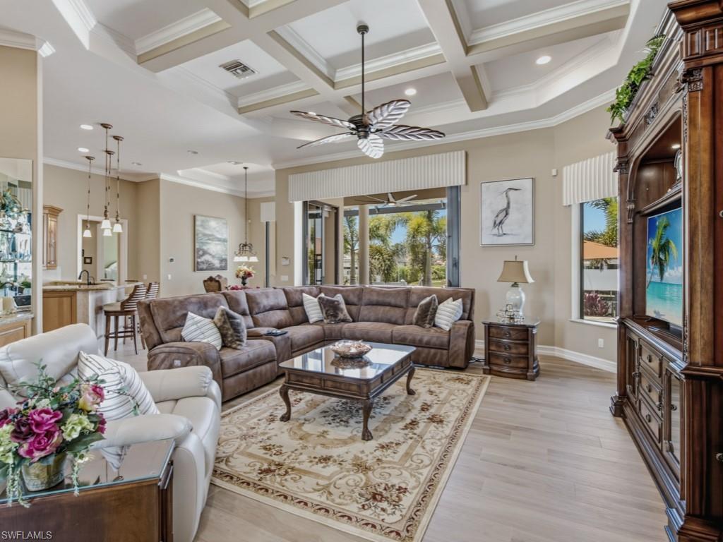 350 Meadowlark CT photo 8