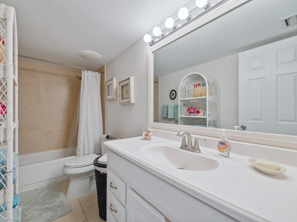 151 Cypress WAY E E101 photo 16