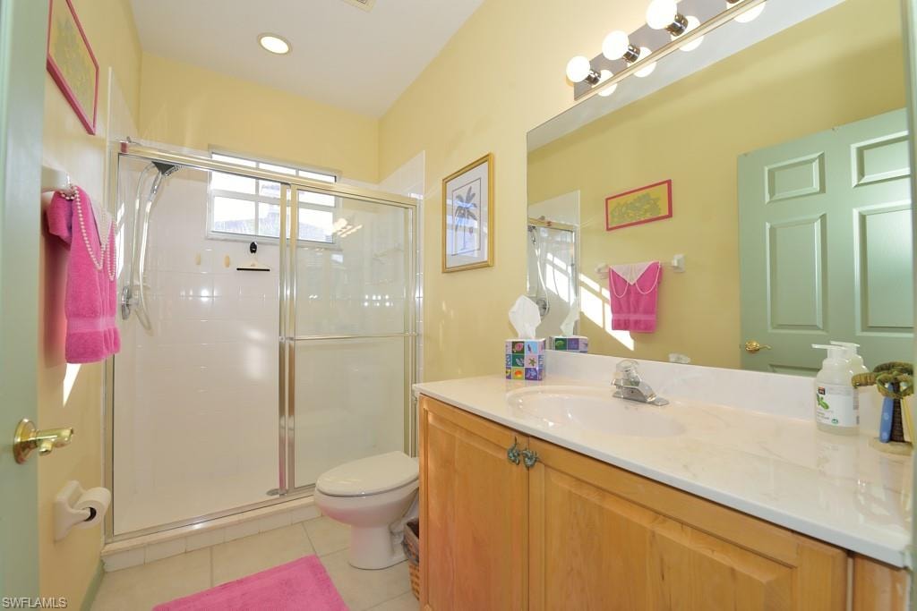 8125 Celeste DR 5216 photo 10