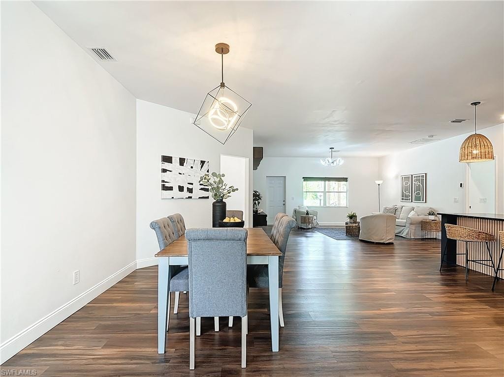 130 16th AVE NE photo 8
