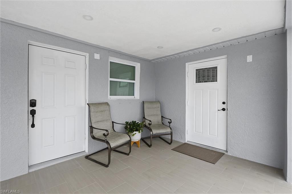 1776 Glenway CT photo 27