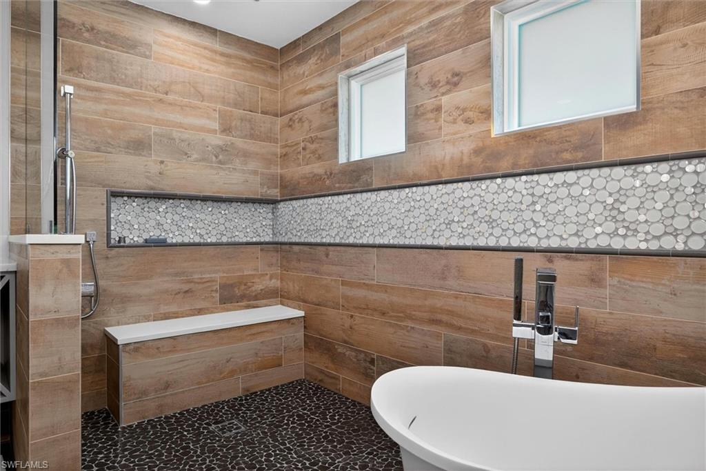 14017 Clear Water LN photo 23