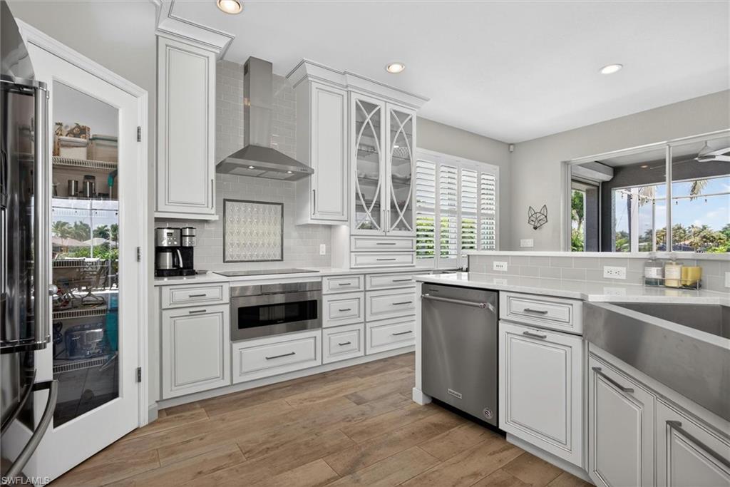14017 Clear Water LN photo 6
