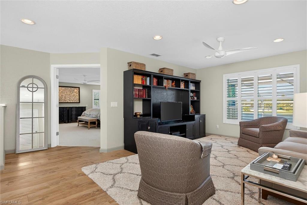 14017 Clear Water LN photo 10