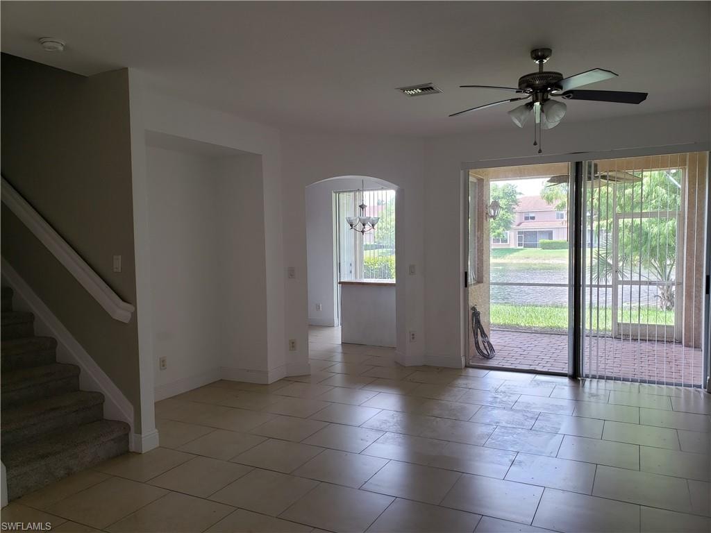 17506 Cherry Ridge LN photo 9
