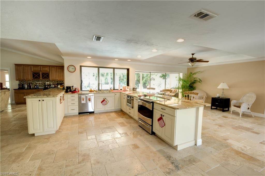 2171 Kings Lake BLVD photo 7