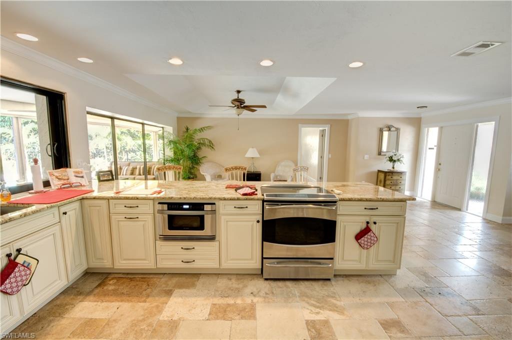 2171 Kings Lake BLVD photo 8