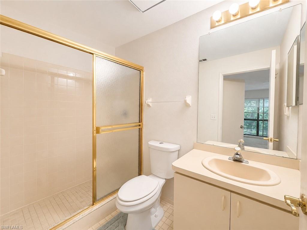 8041 Woods CIR 14 photo 15