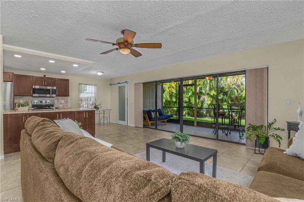 4112 19th PL 104 photo 6