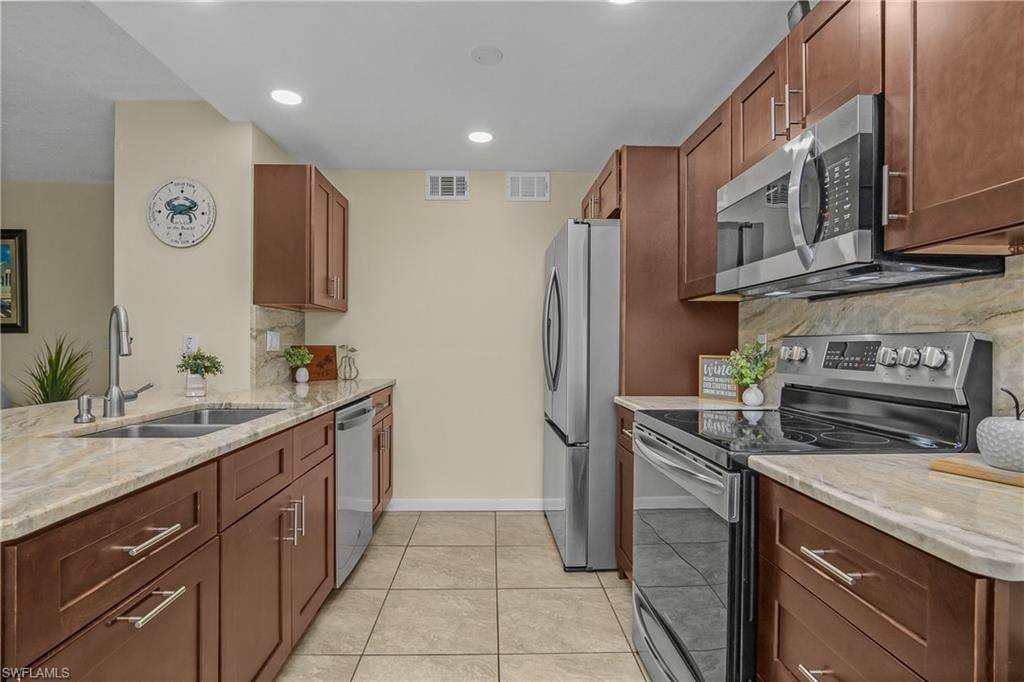 4112 19th PL 104 photo 9