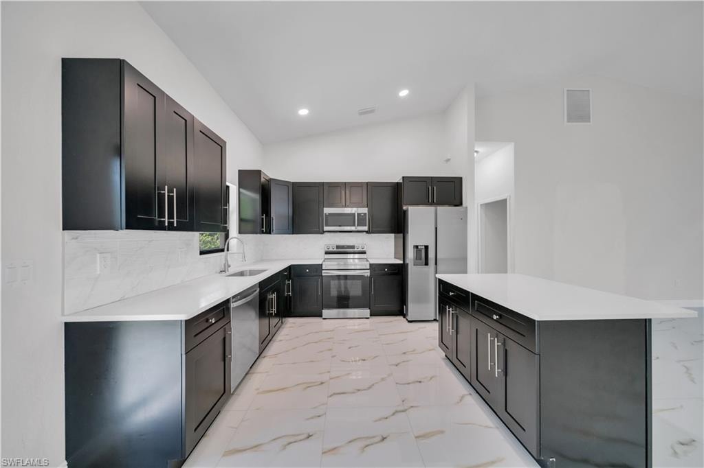 431 Pinafore AVE photo 6