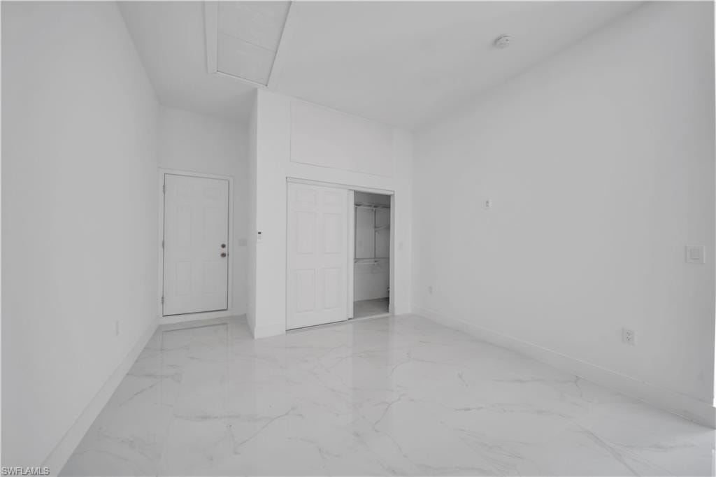 431 Pinafore AVE photo 22