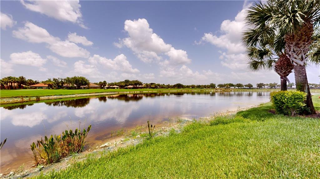 6325 Liberty ST photo 31