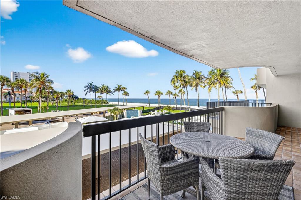 Balcony with views of the Gulf and beaches