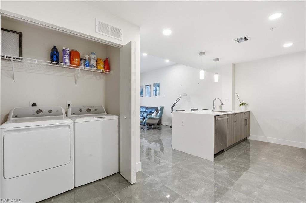 26600 Rosewood Pointe DR 302 photo 14
