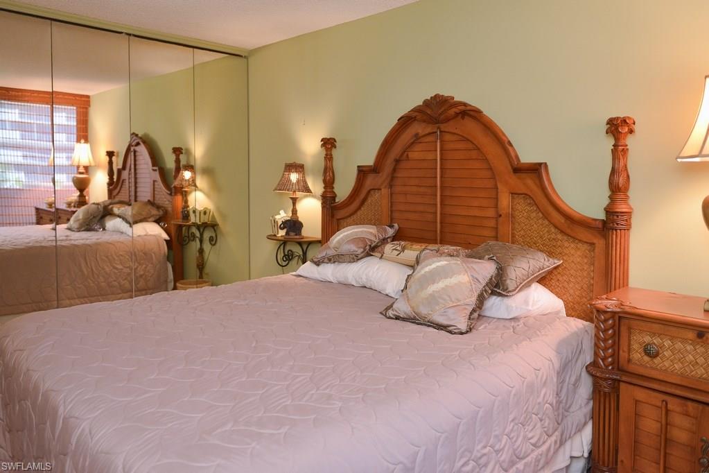 4001 GULF SHORE BLVD N 500 photo 14