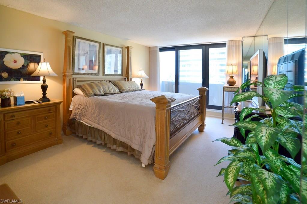 4001 GULF SHORE BLVD N 500 photo 15