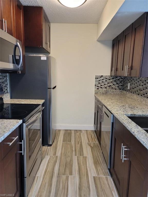 190 Santa Clara DR 190-4