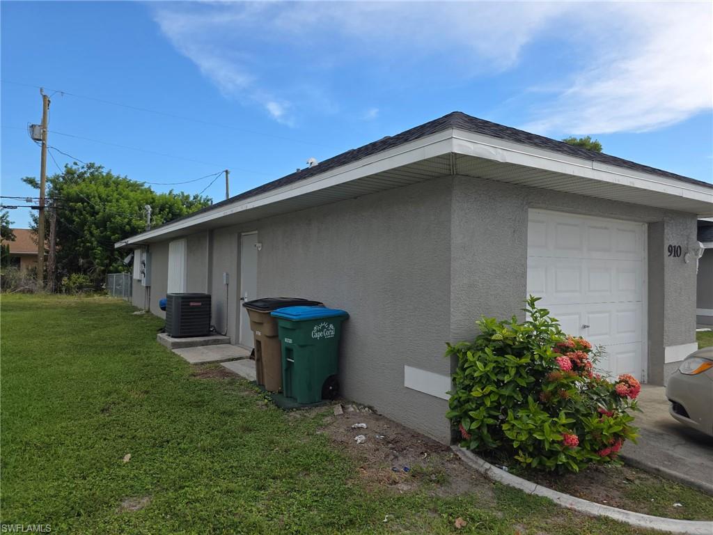 910 Cape Coral PKWY W