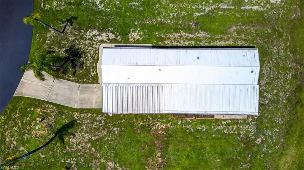 Roof line