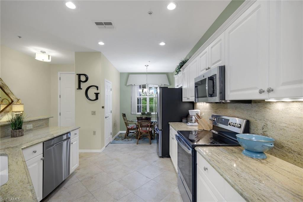 4864 Hampshire CT 203 photo 7