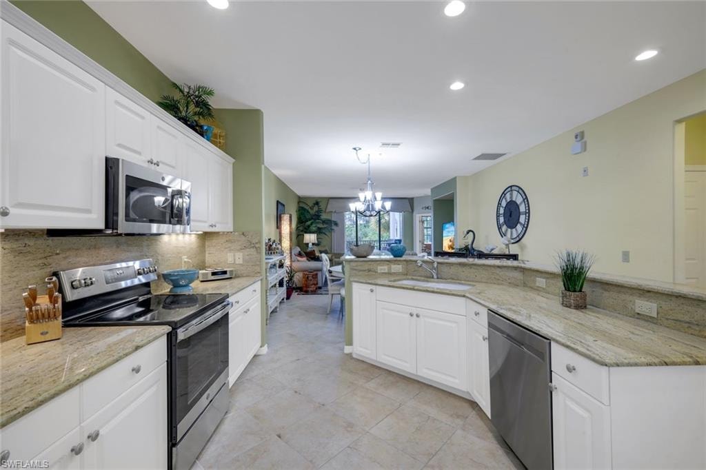 4864 Hampshire CT 203 photo 8