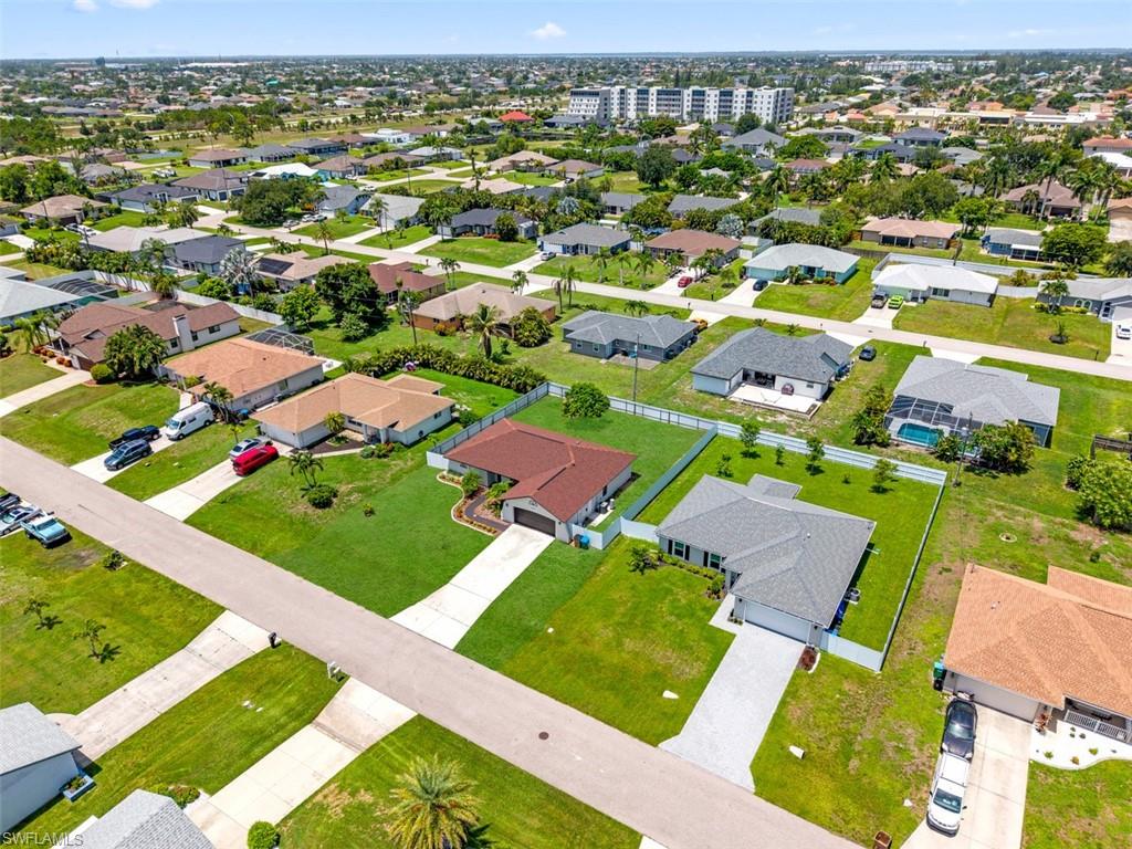 2214 SW 13th AVE