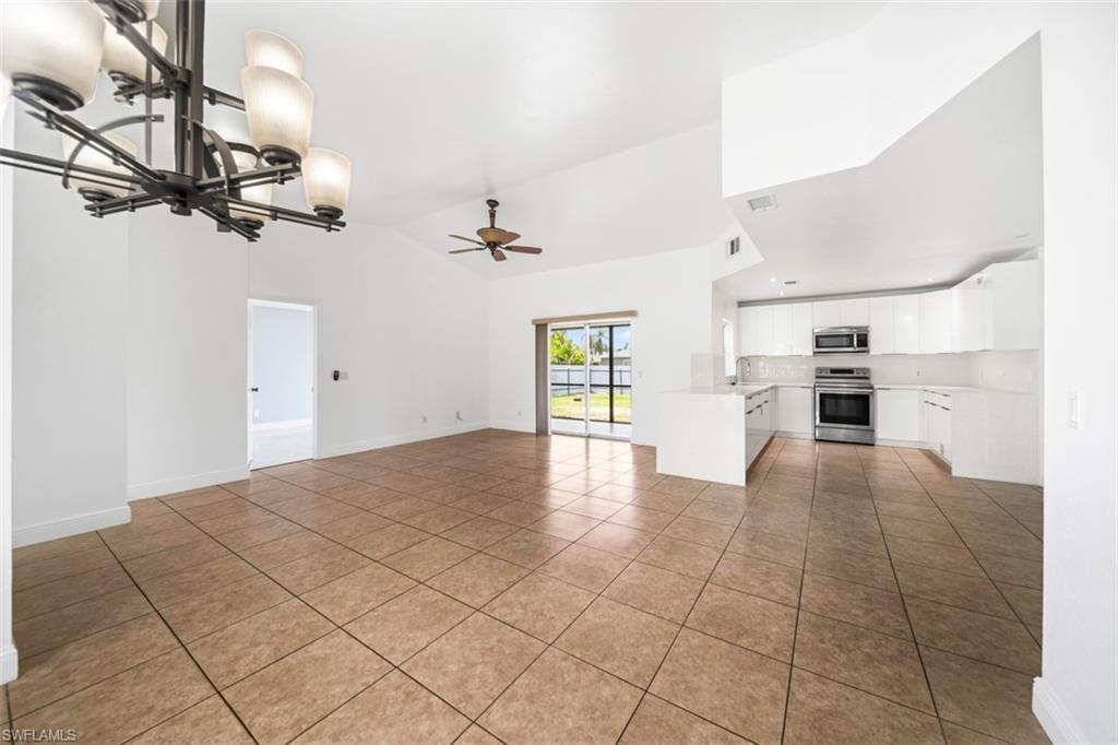 2214 SW 13th AVE photo 35