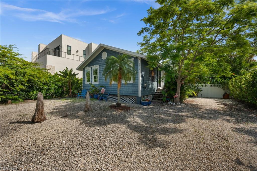 105 Hilo ST photo 27