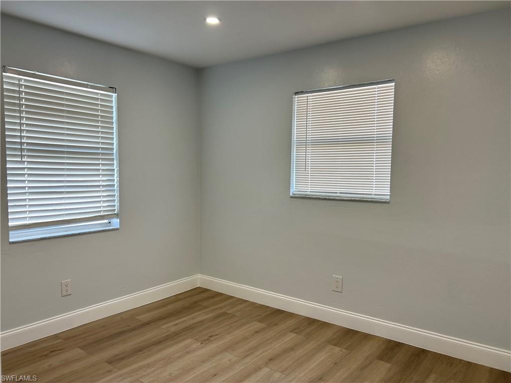 1428 20th AVE photo 26