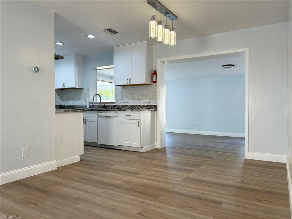 1428 20th AVE photo 9
