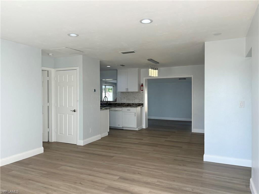 1428 20th AVE photo 8