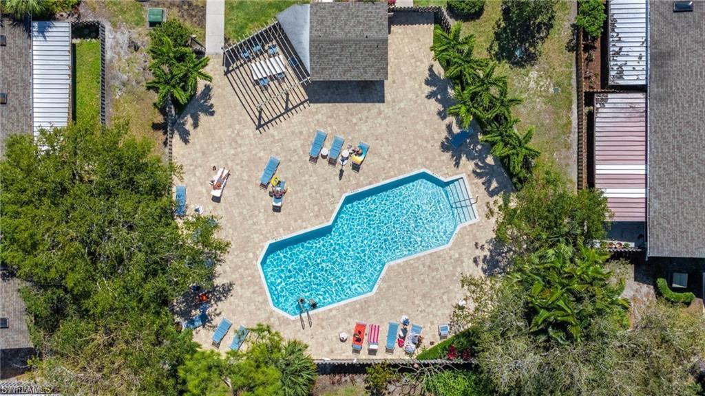 800 Meadowland DR N photo 16