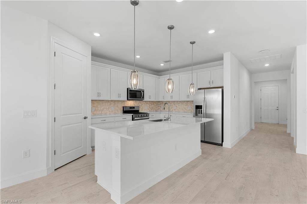 Sheek pendant lighting fixtures