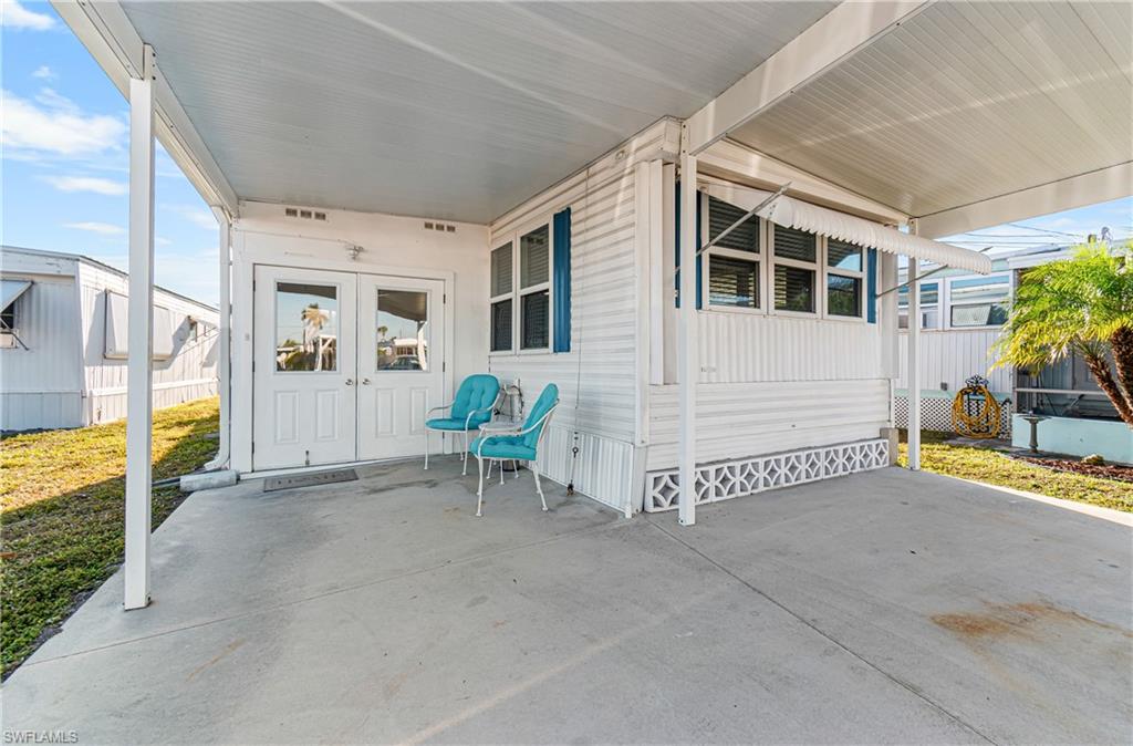 5558 Palm Beach BLVD 45